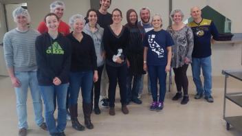 Thanksgiving Volunteering 2019